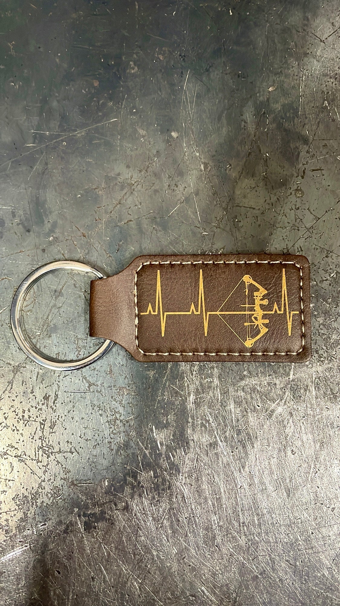 American Tradition, Leather Style Engraved Keyring - Northern Tines USA