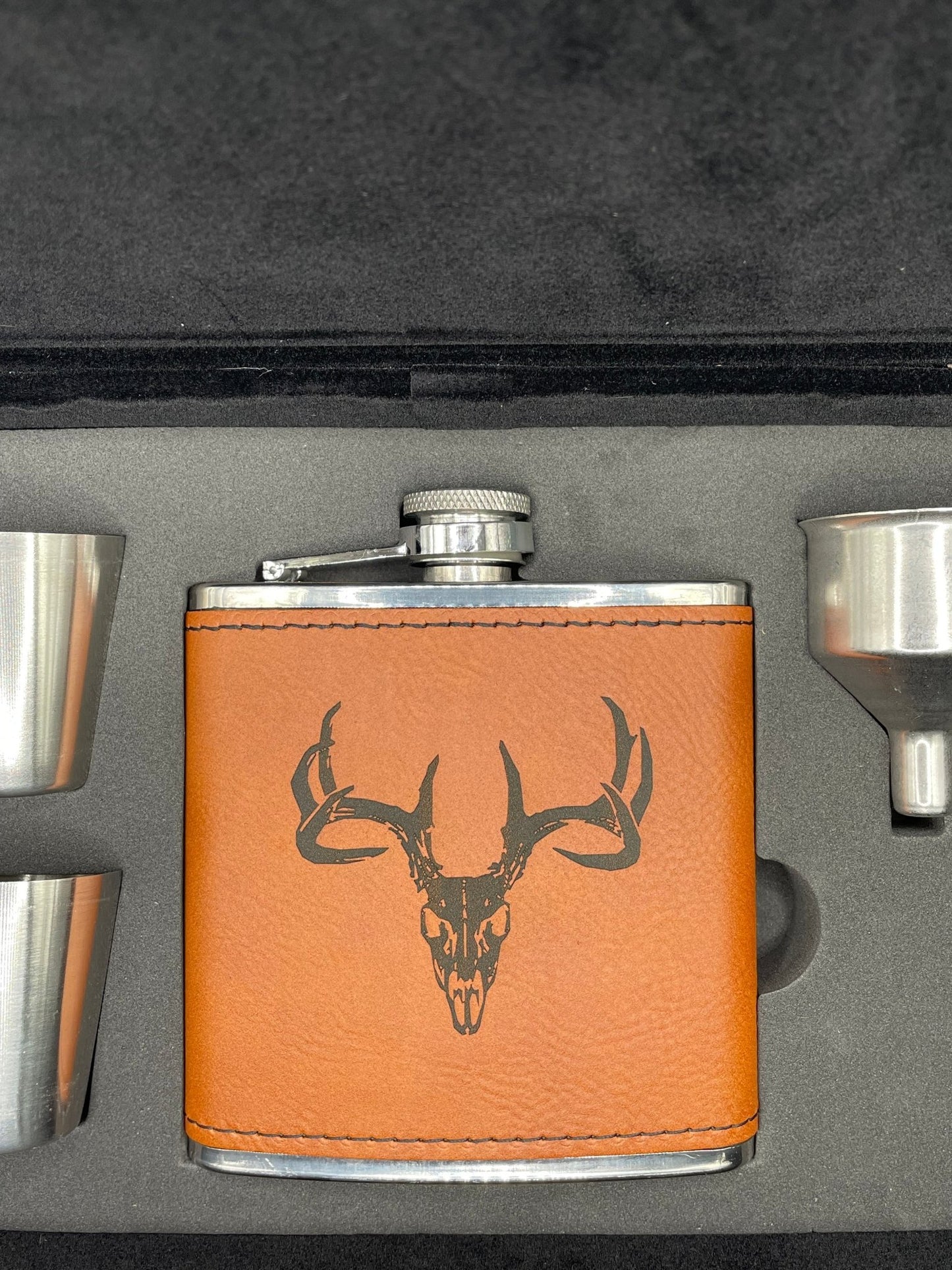 Buck Skull, Flask Box Set (customizable) - Northern Tines USA