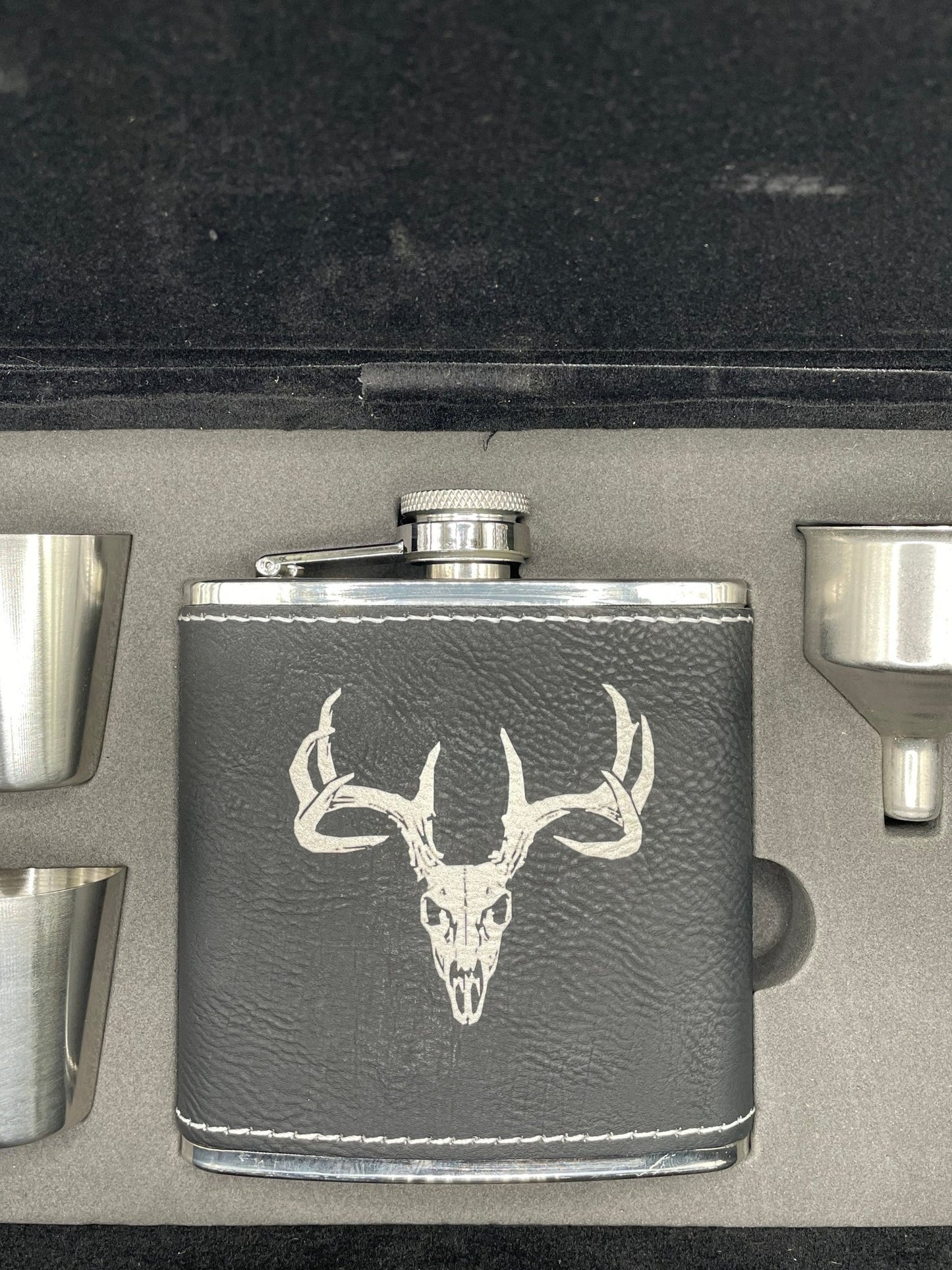 Buck Skull, Flask Box Set (customizable) - Northern Tines USA