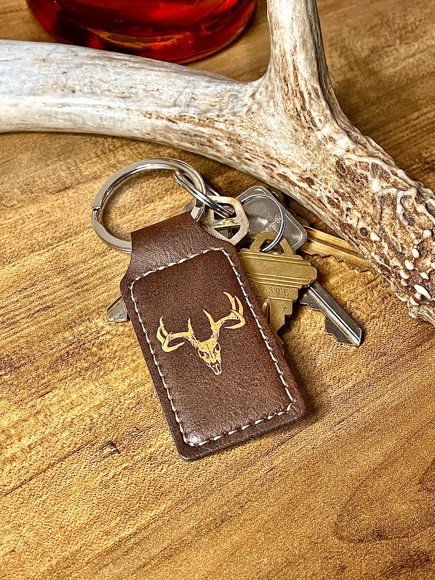 Buck Skull, Leather Style Engraved Keyring
